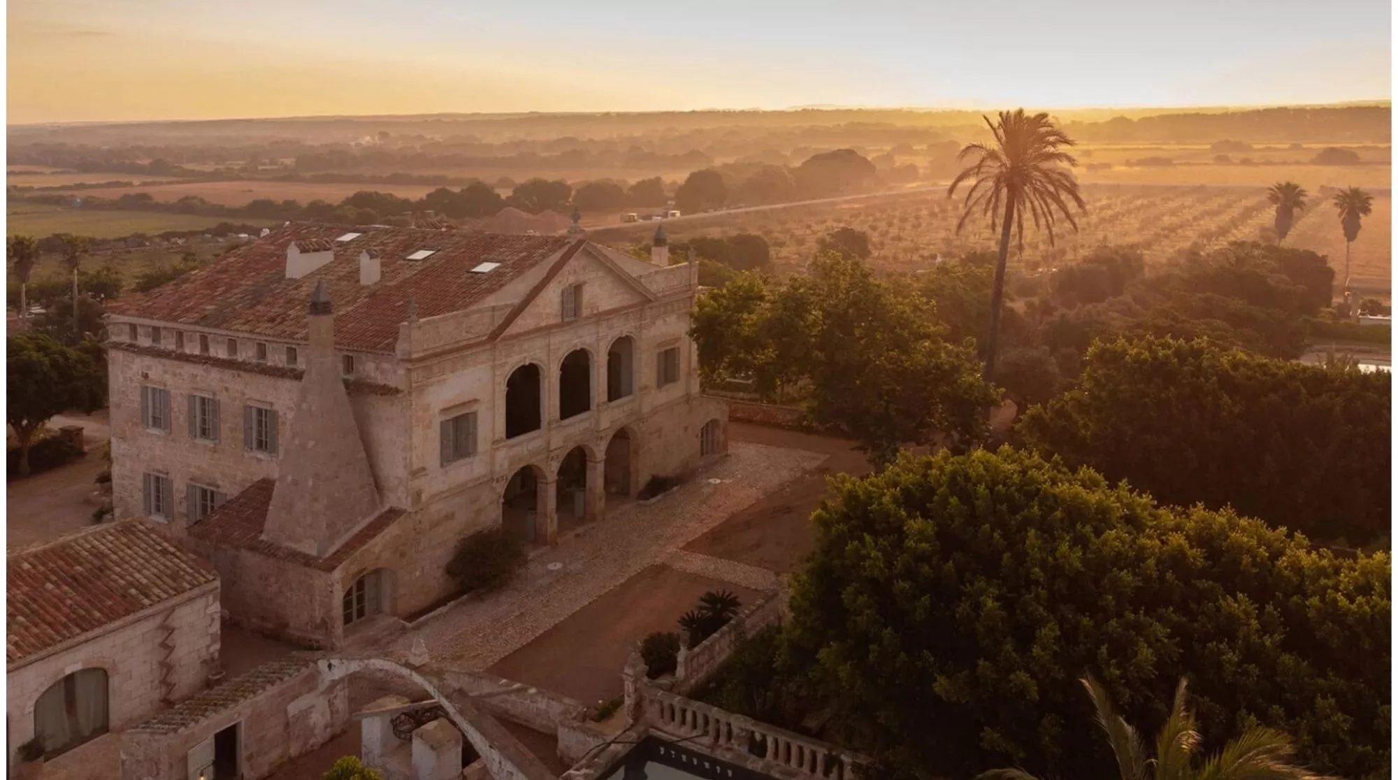 Restaurante Vermell de Vestige Collection en Menorca / Hule y Mantel