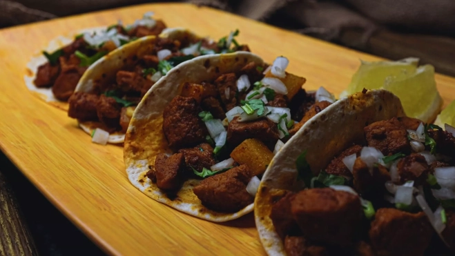 Perejil en unos tacos / Canva