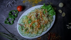 Siete platos internacionales para disfrutar del pepino en verano: una bomba de nutrientes