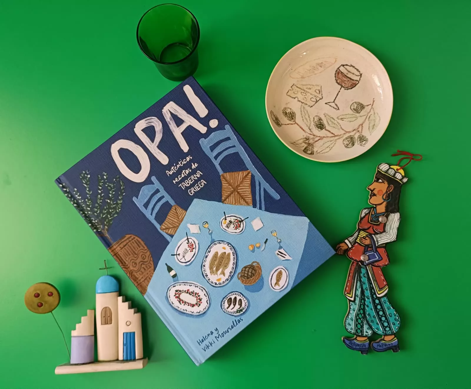 'Opa! Auténticas recetas de taberna griega', de Helena y Vikki Moursellas