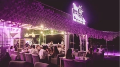 Cómo elegir el sitio para la comida de empresa en Marbella sin arrepentirse en diciembre