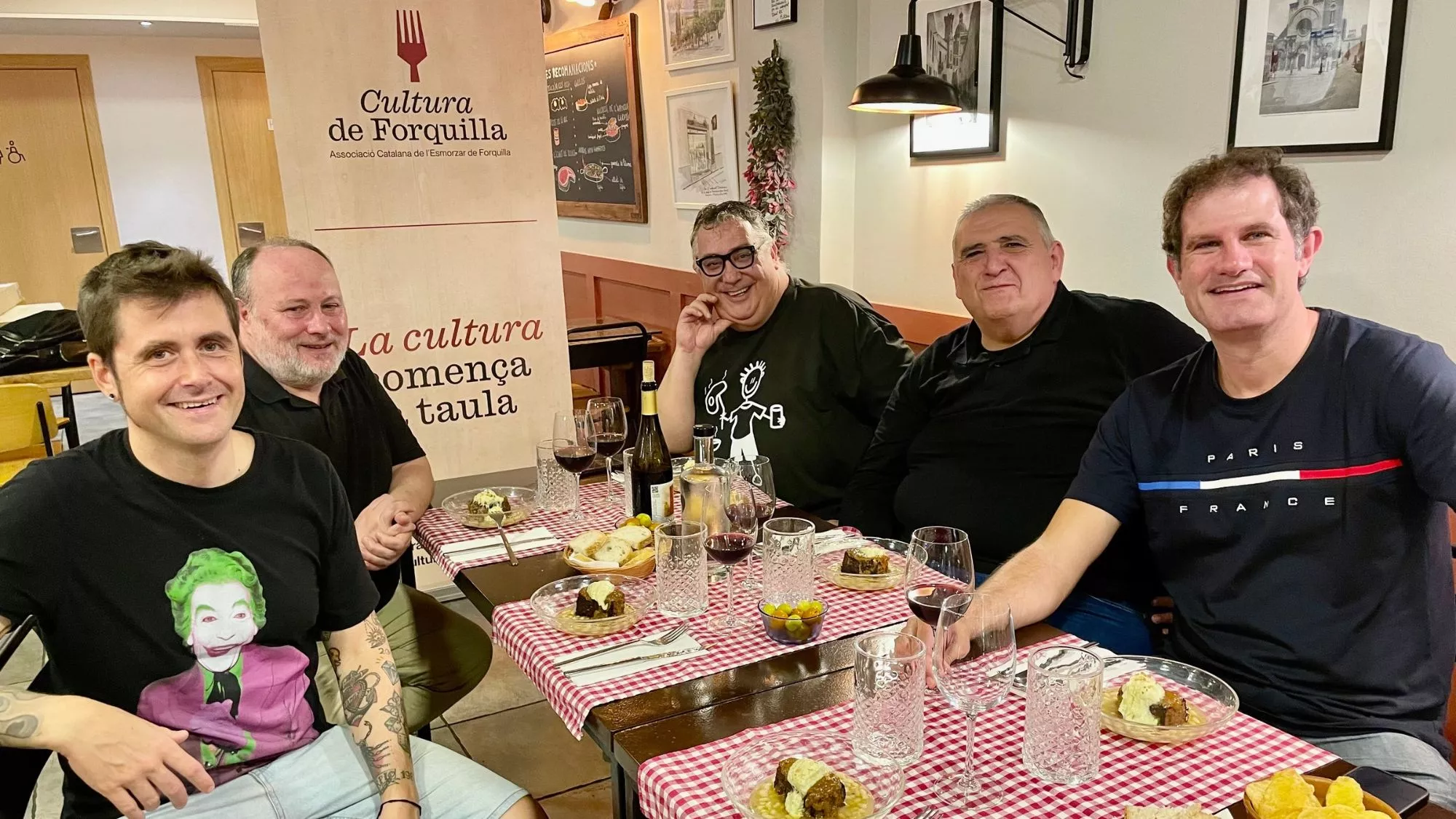 Albert Molins, presidente de la Associació Catalana de l’Esmorzar de Forquilla, y otros miembros de la junta / Cedida 