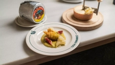 Barcelona busca el mejor plato creativo elaborado con queso Tête de Moine: dónde puedes probarlos