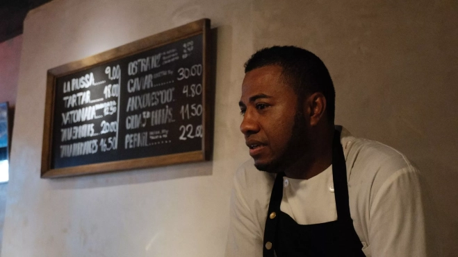 El chef Álex Clavijo en Bodega Borràs (Barcelona) / Cedida